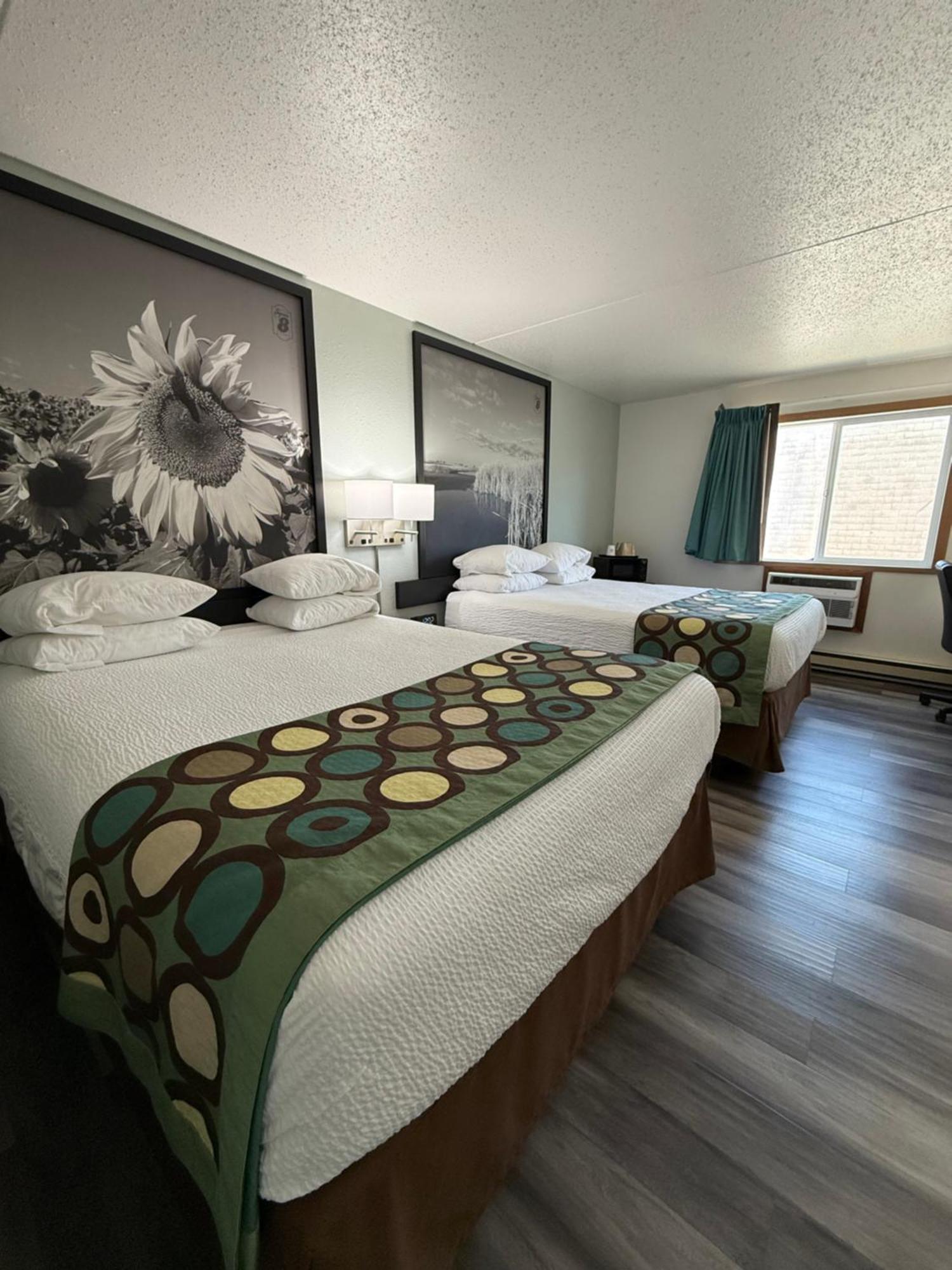 Мотель Super 8 By Wyndham West Fargo Main Ave Nd Экстерьер фото